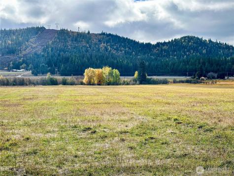 320871 Highway 2 Newport WA 99156