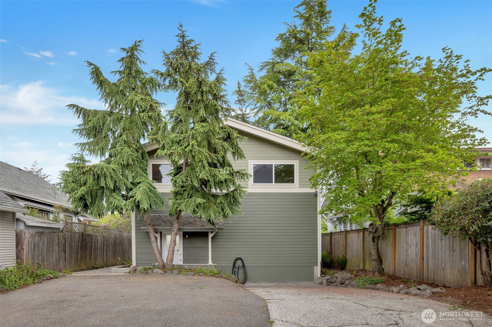 7727 27th Avenue NW Seattle WA 98117