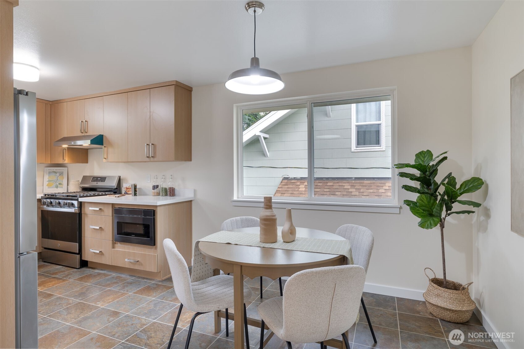 7727 27th Avenue NW Seattle WA 98117