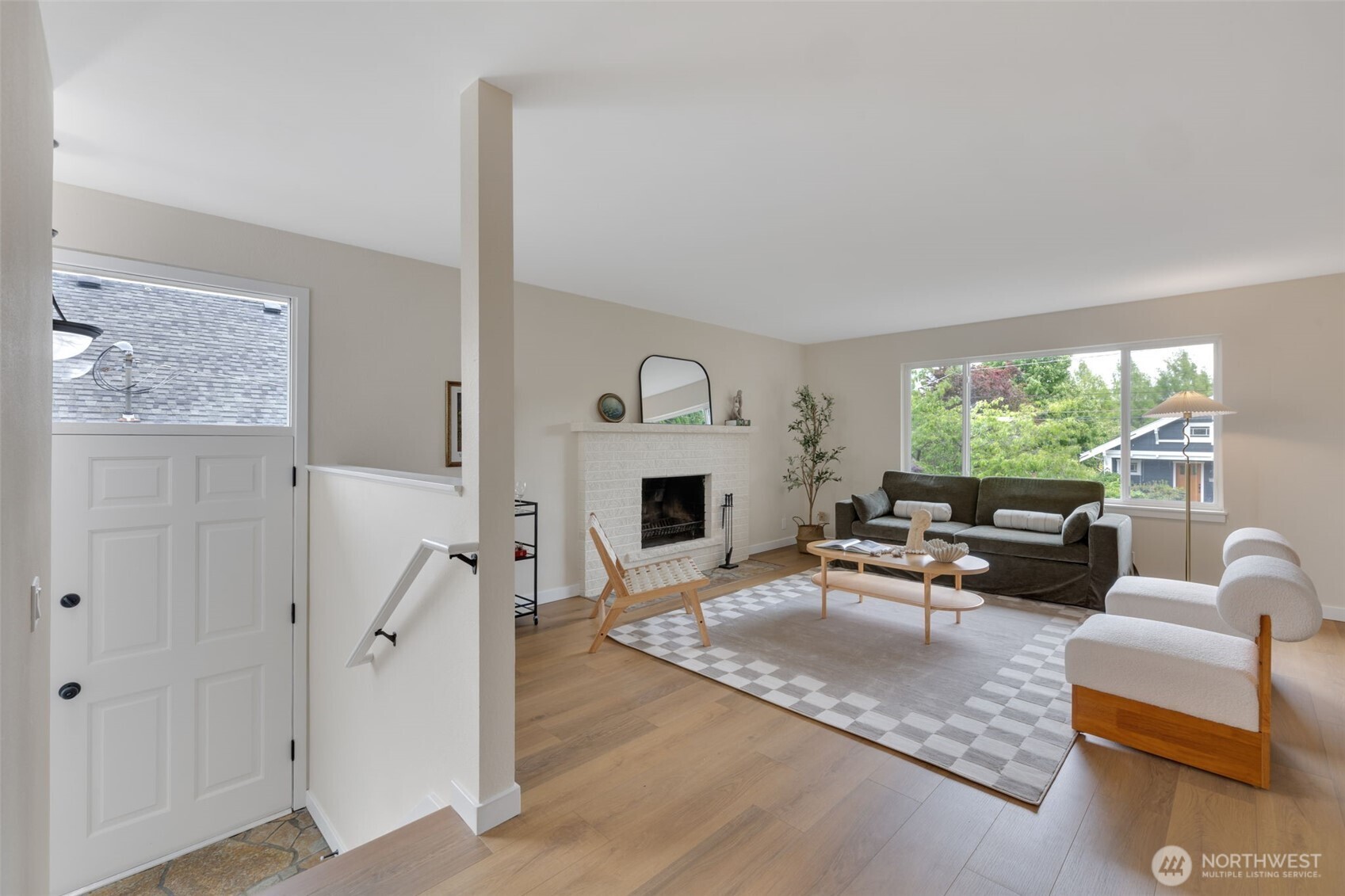 7727 27th Avenue NW Seattle WA 98117