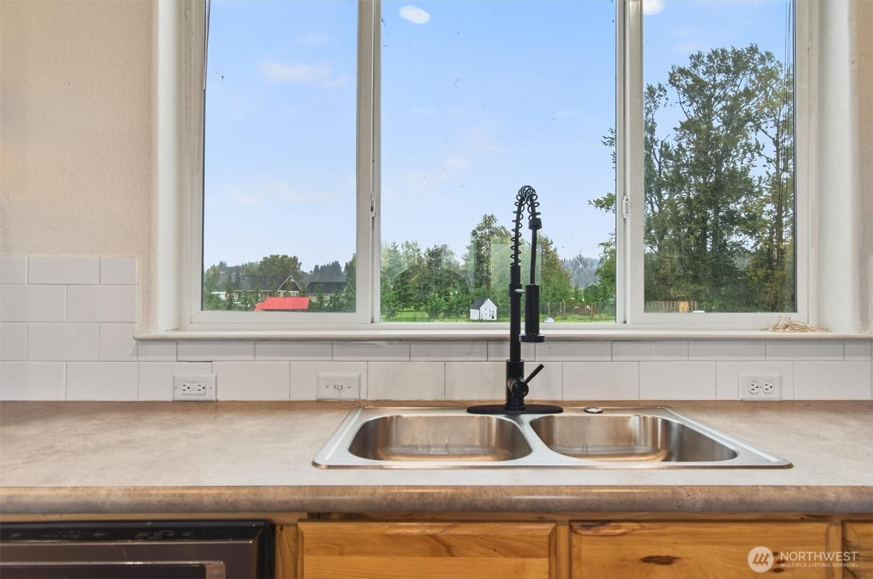 29 Little Island Lane Cathlamet WA 98612