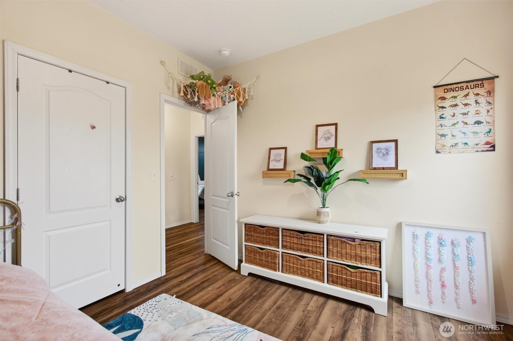 29 Little Island Lane Cathlamet WA 98612