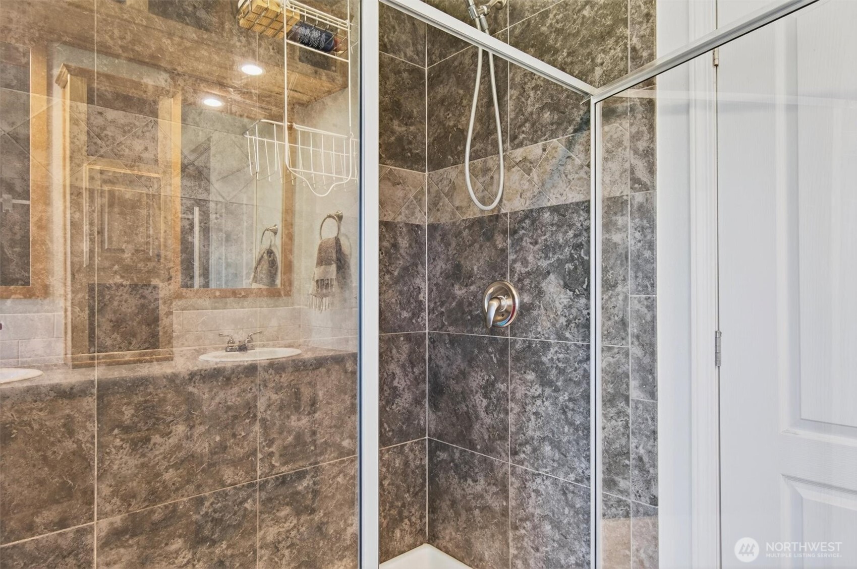 29 Little Island Lane Cathlamet WA 98612