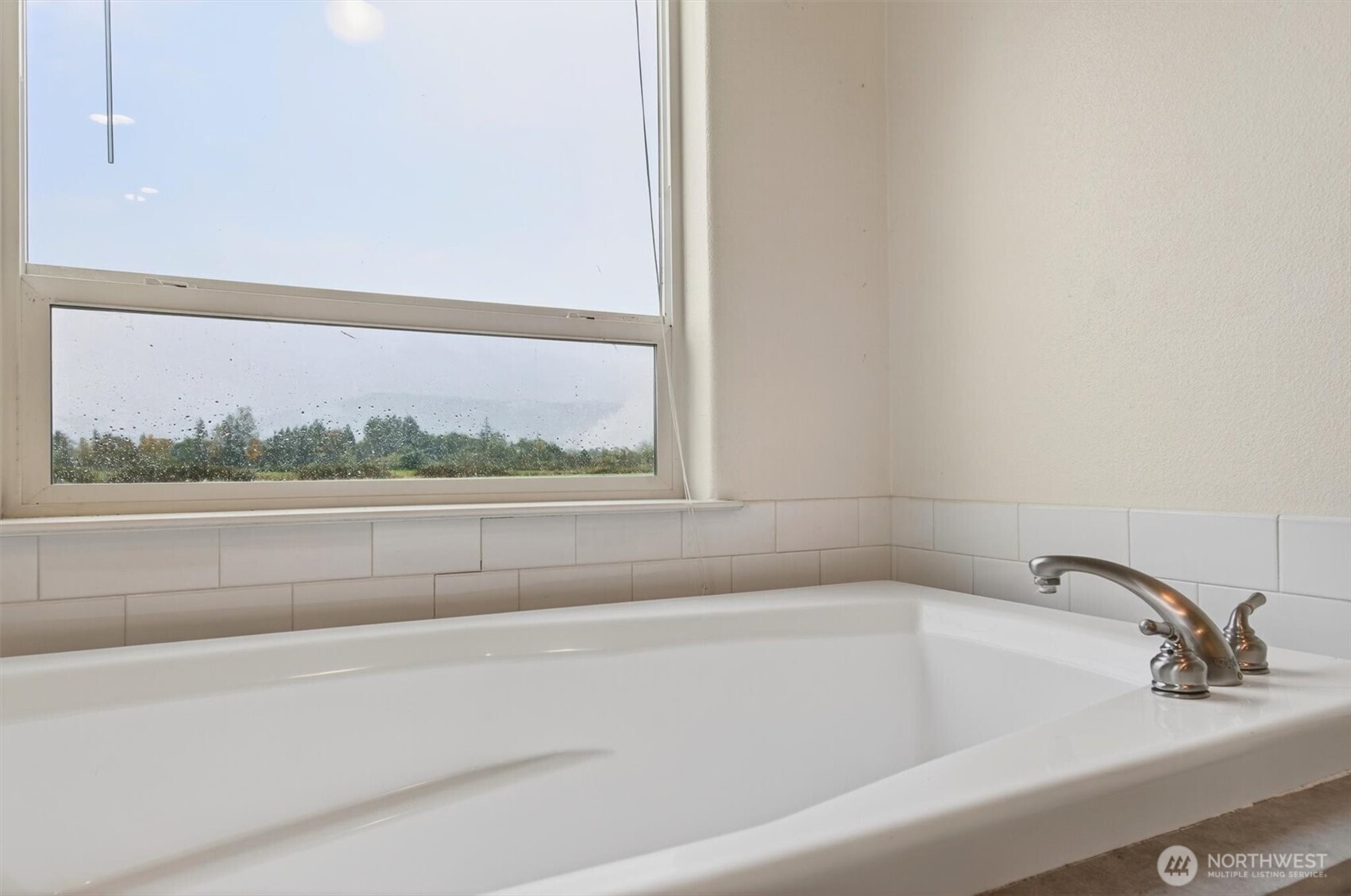 29 Little Island Lane Cathlamet WA 98612