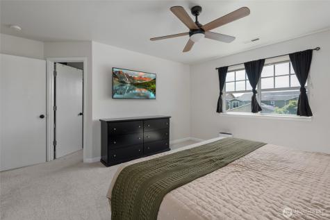 1498 NW 5th Avenue Oak Harbor WA 98277