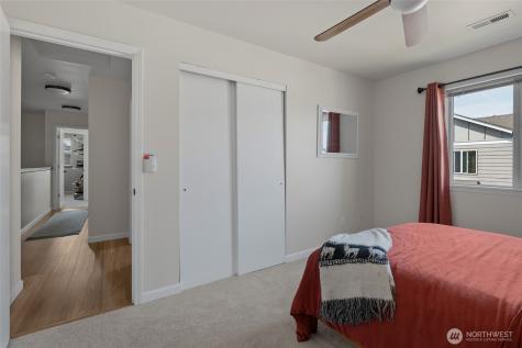1498 NW 5th Avenue Oak Harbor WA 98277