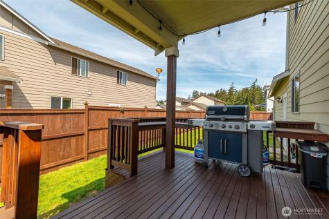 1498 NW 5th Avenue Oak Harbor WA 98277