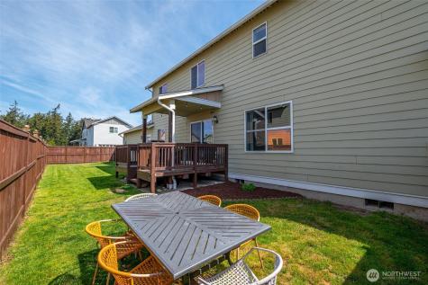 1498 NW 5th Avenue Oak Harbor WA 98277