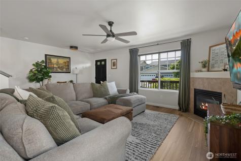 1498 NW 5th Avenue Oak Harbor WA 98277
