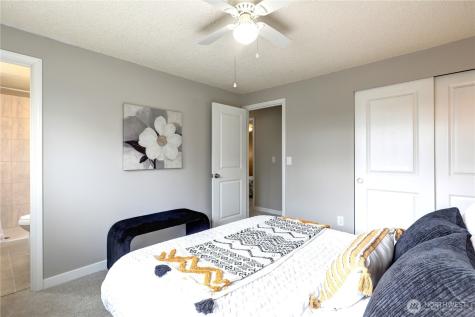 22426 3rd Place W Bothell WA 98021