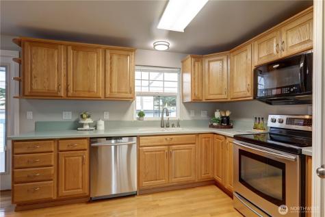 22426 3rd Place W Bothell WA 98021