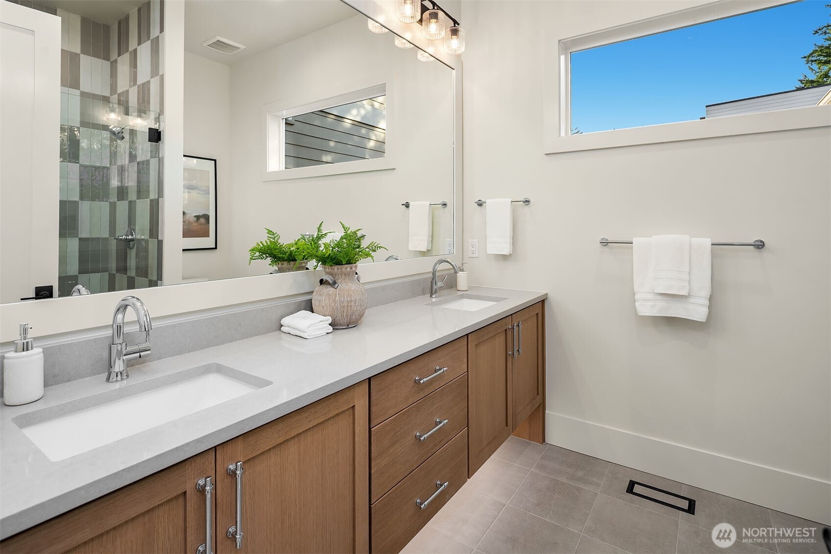 3829 142nd Place SE Bellevue WA 98006