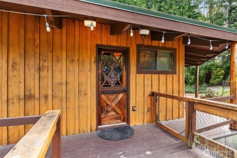 8944 W Pressentin Drive Concrete WA 98237