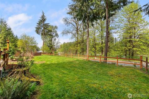 8944 W Pressentin Drive Concrete WA 98237