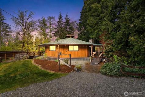 8944 W Pressentin Drive Concrete WA 98237
