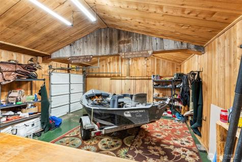 8944 W Pressentin Drive Concrete WA 98237