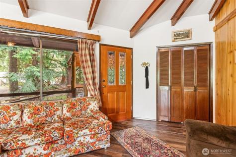 8944 W Pressentin Drive Concrete WA 98237
