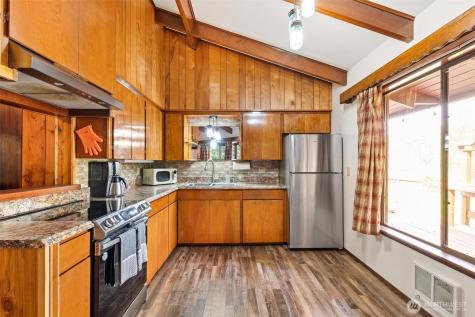 8944 W Pressentin Drive Concrete WA 98237