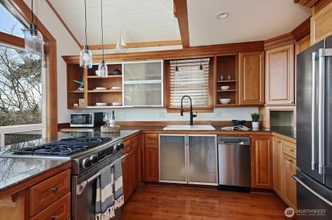 2282 Whidbey Shores Road Langley WA 98260