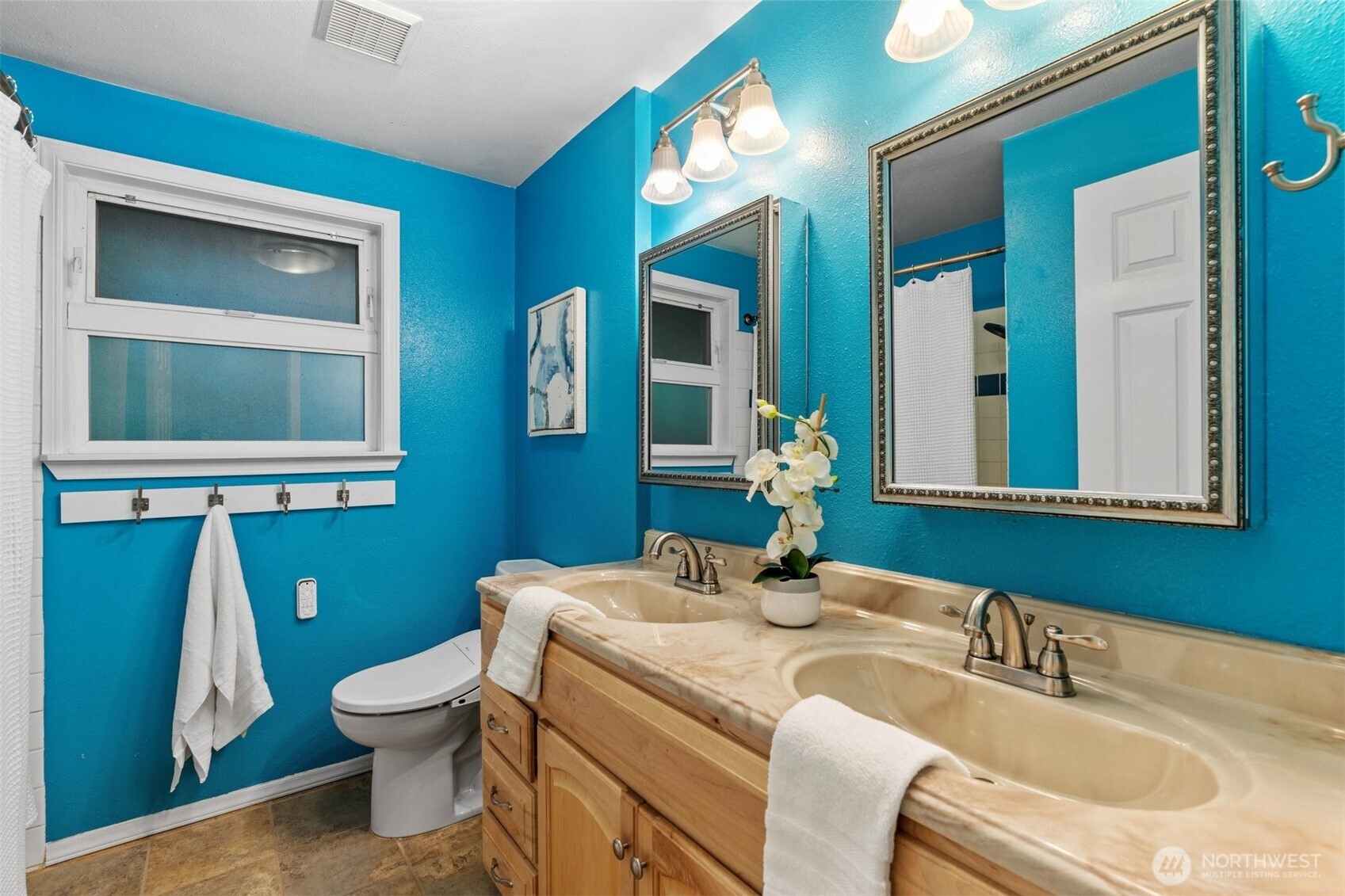 15612 38th Avenue NE Lake Forest Park WA 98155