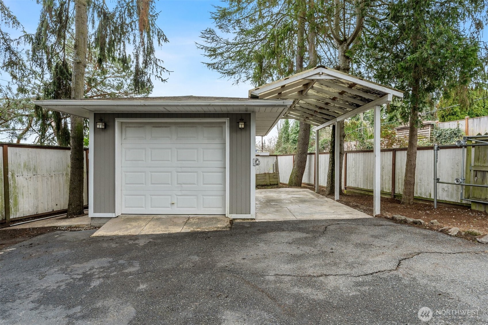 15612 38th Avenue NE Lake Forest Park WA 98155