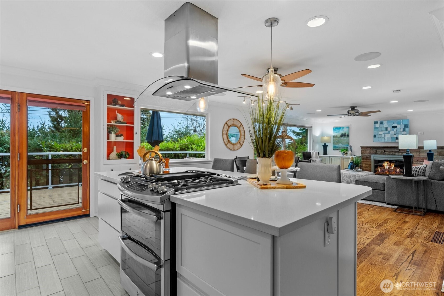 15612 38th Avenue NE Lake Forest Park WA 98155