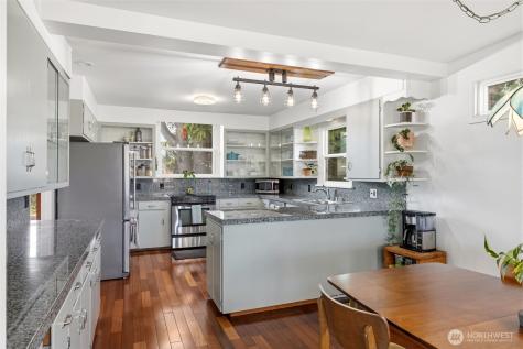 4826 Delaware Avenue Everett WA 98203