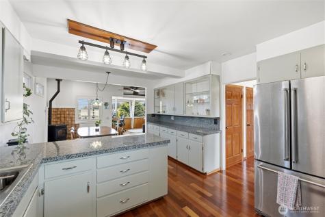 4826 Delaware Avenue Everett WA 98203