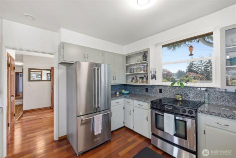 4826 Delaware Avenue Everett WA 98203