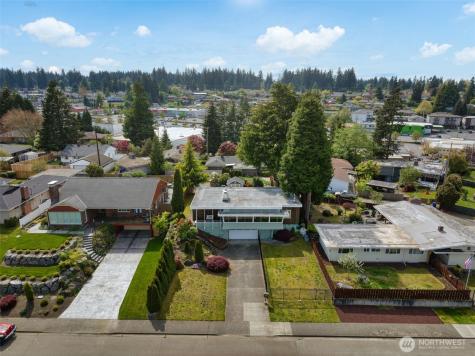 4826 Delaware Avenue Everett WA 98203