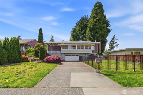 4826 Delaware Avenue Everett WA 98203
