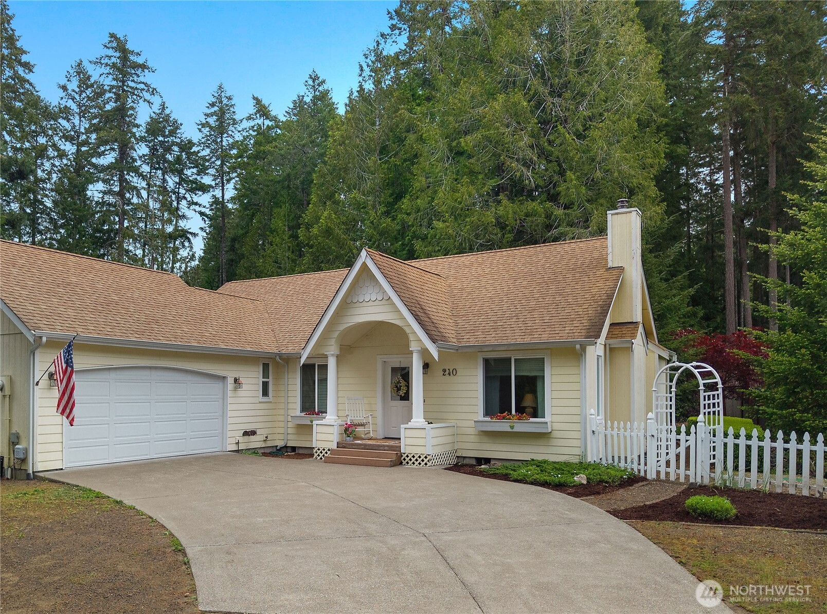 240 E Aycliffe Drive Shelton WA 98584