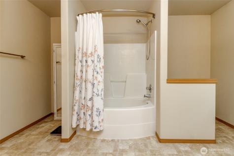 21648 SE 297th Terrace Kent WA 98042