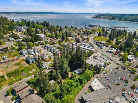 26304 Bannister Street NE Kingston WA 98346