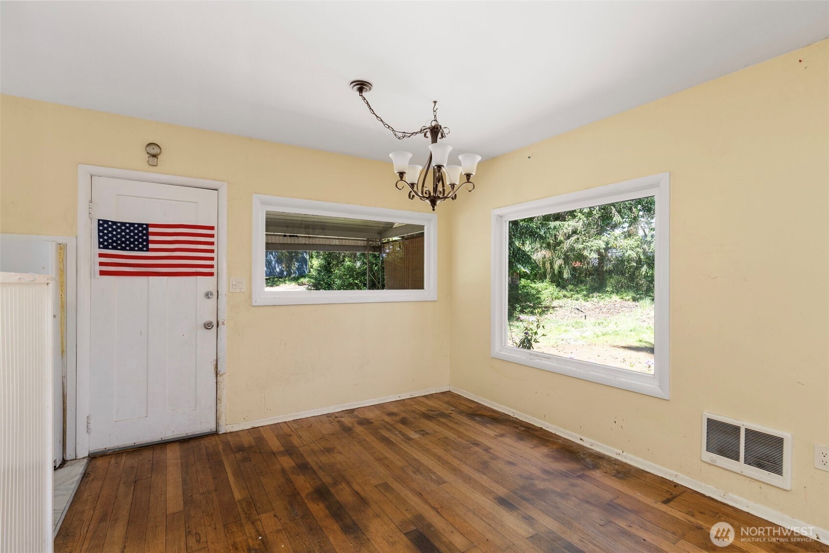 26304 Bannister Street NE Kingston WA 98346