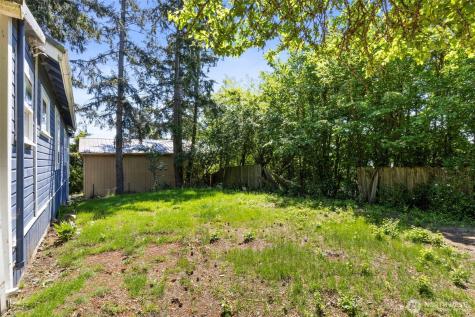 26304 Bannister Street NE Kingston WA 98346