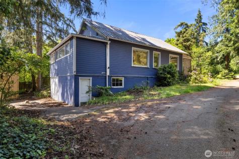 26304 Bannister Street NE Kingston WA 98346