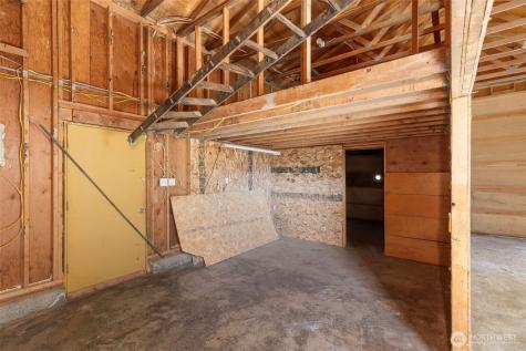 26304 Bannister Street NE Kingston WA 98346