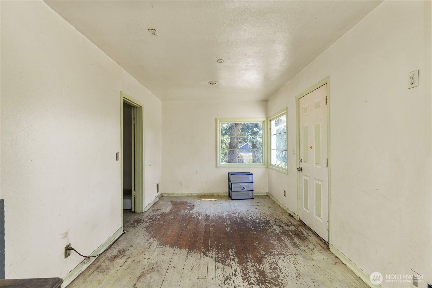 26304 Bannister Street NE Kingston WA 98346