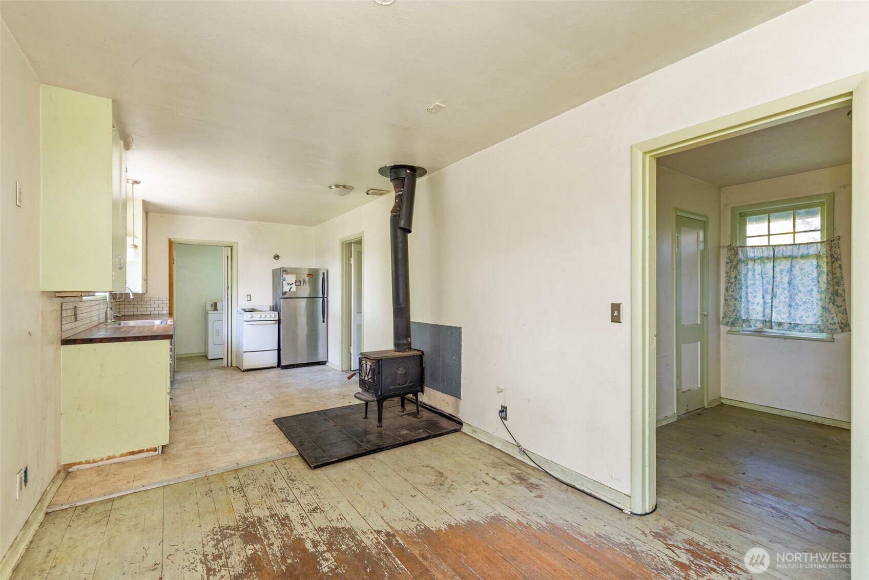 26304 Bannister Street NE Kingston WA 98346