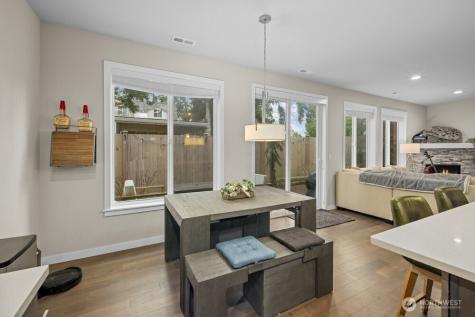 8609 244th Street SW Edmonds WA 98026