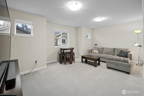 8609 244th Street SW Edmonds WA 98026