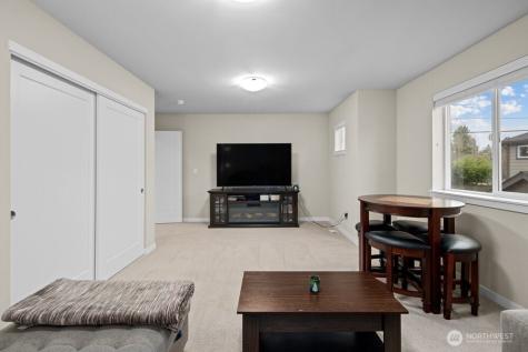 8609 244th Street SW Edmonds WA 98026