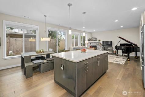8609 244th Street SW Edmonds WA 98026