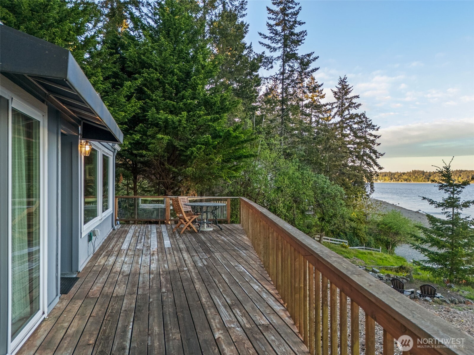727 E Stretch Island Road S Grapeview WA 98546