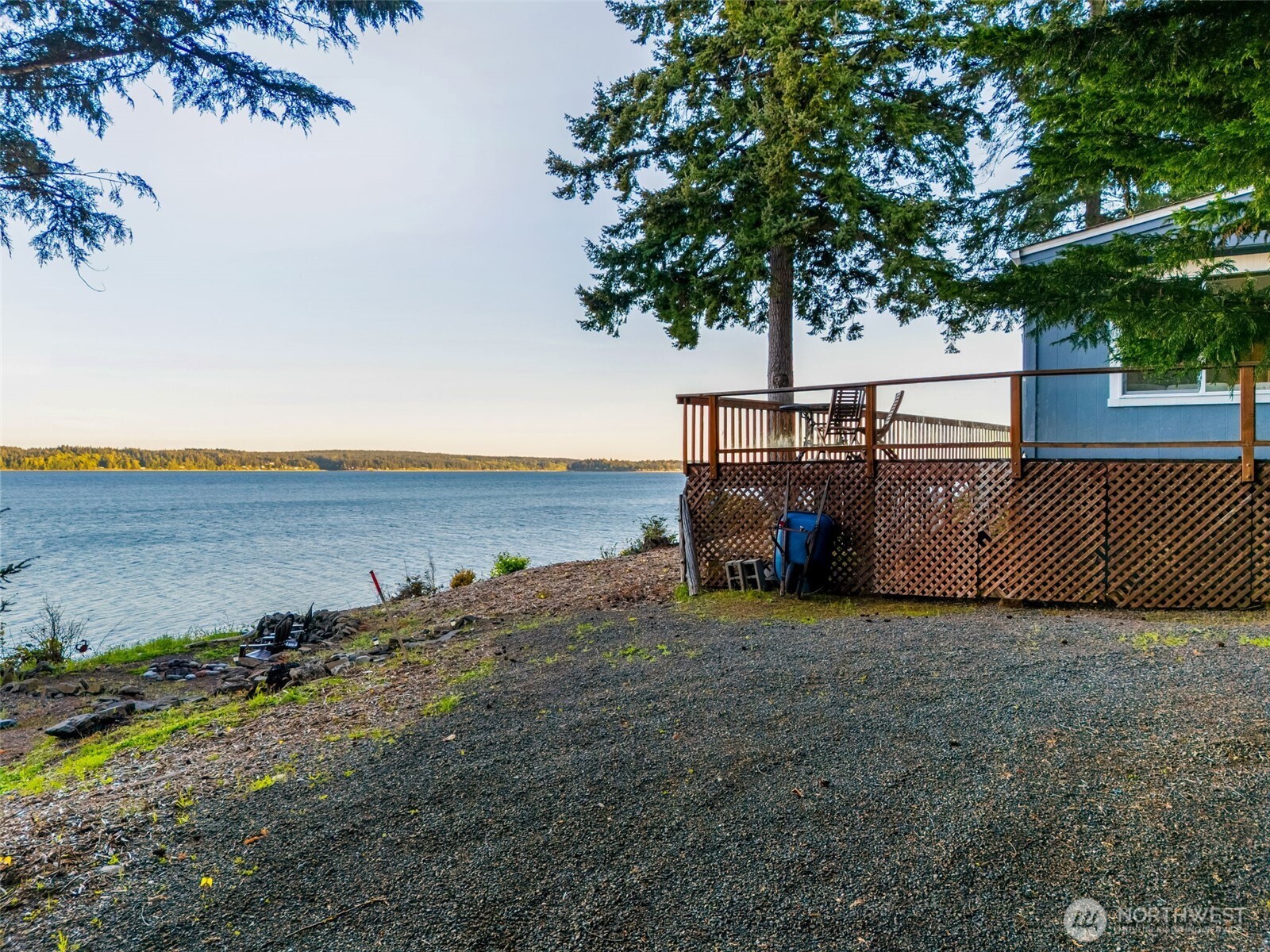 727 E Stretch Island Road S Grapeview WA 98546