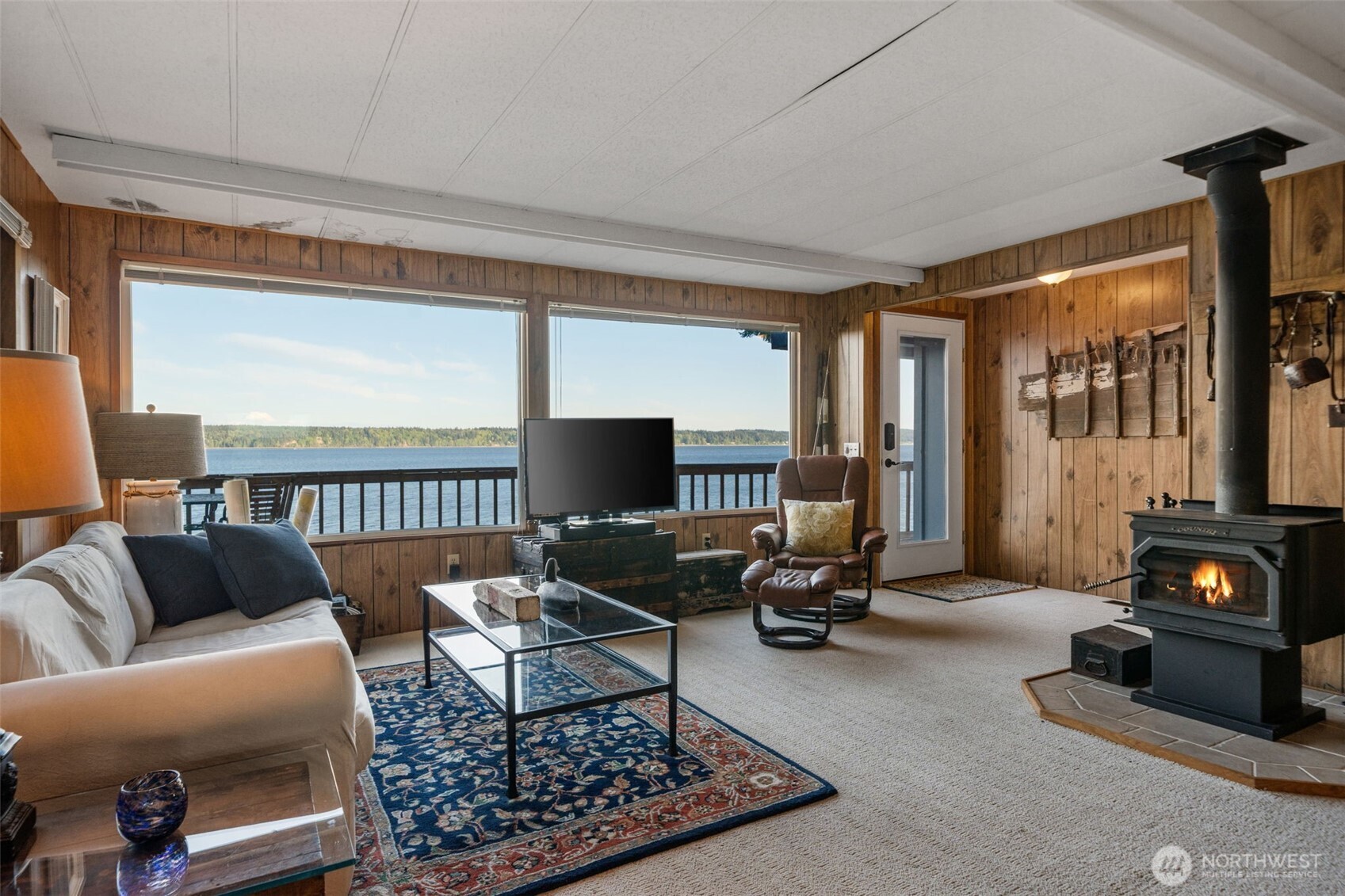 727 E Stretch Island Road S Grapeview WA 98546