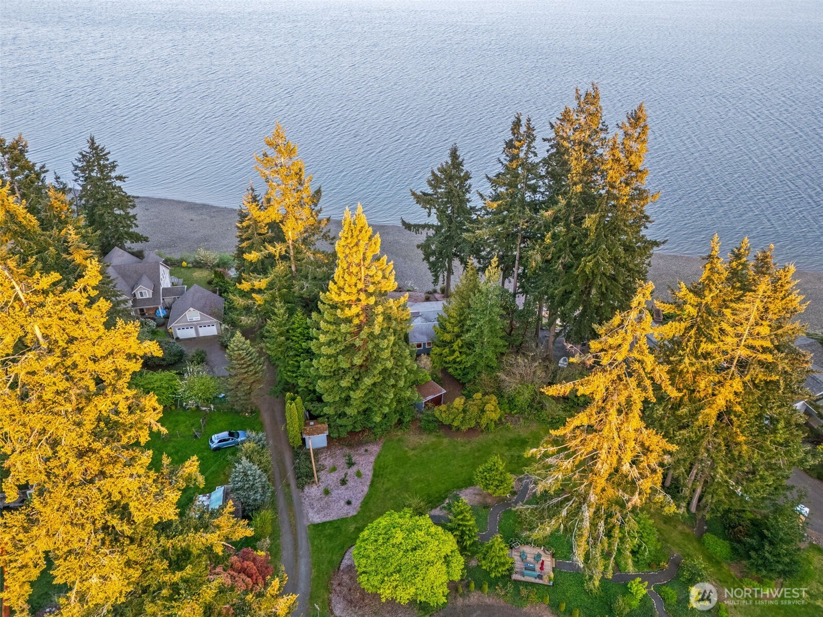 727 E Stretch Island Road S Grapeview WA 98546