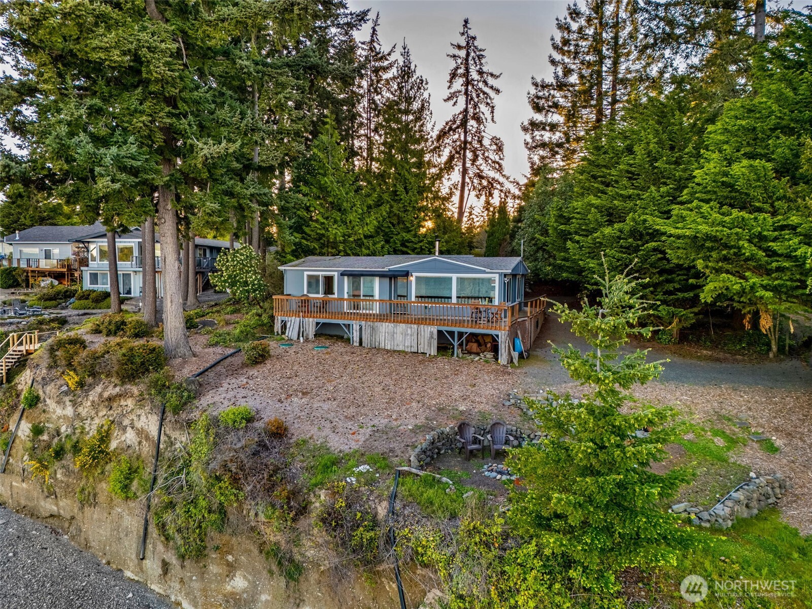 727 E Stretch Island Road S Grapeview WA 98546