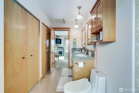 33410 G Street Ocean Park WA 98640